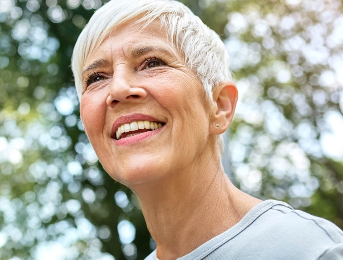 Implant dentaire service Implant dentaire