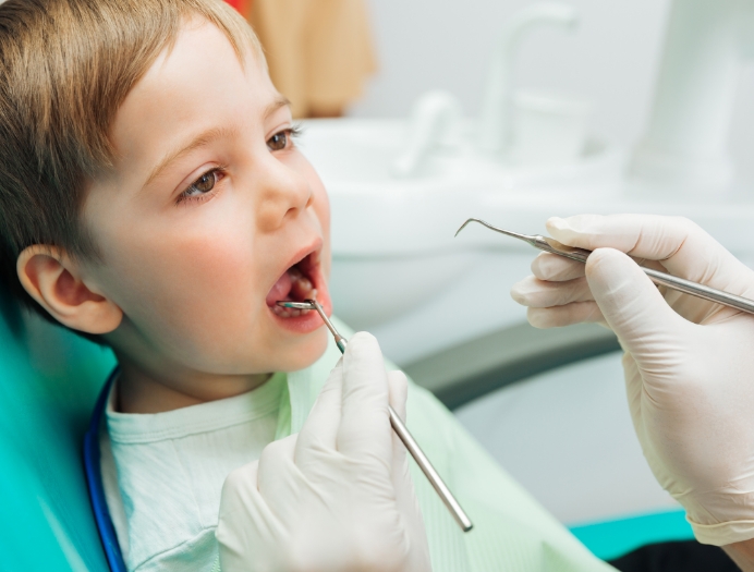 Les objectifs du suivi dentaire chez l’enfant Les objectifs du suivi dentaire chez l’enfant